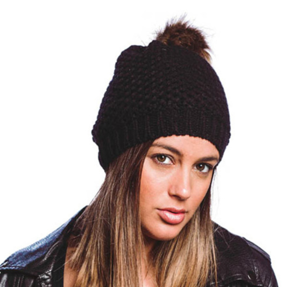 Knit Beanie With Pom-pom - Picture 1 of 1
